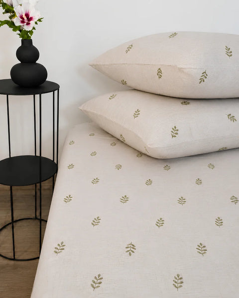 Minimal Print Cotton Bedsheet Set – 5 Pcs
