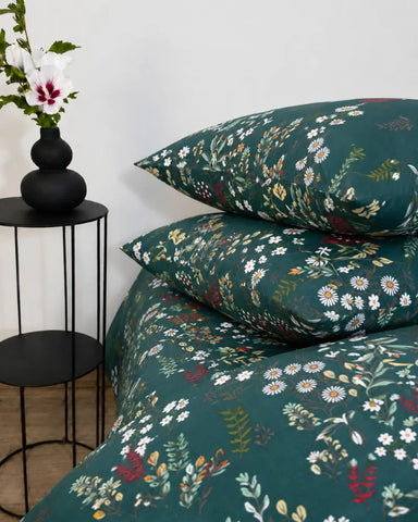 Teal Motif Cotton Reversible Quilt Cover Set – 7 Pcs