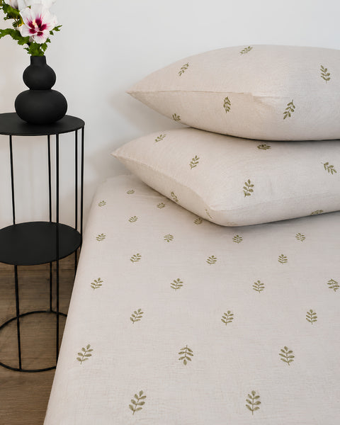 Minimal Print Cotton Bedsheet Set – 5 Pcs