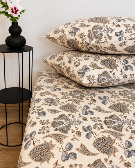 Classic Paisley Satin Bedsheet Set – 5 Pcs