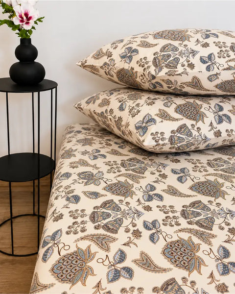 Classic Paisley Satin Bedsheet Set – 5 Pcs