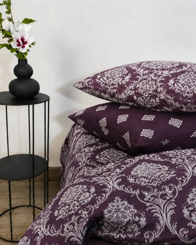Plum Mandala Cotton Reversible Quilt Cover Set – 7 Pcs