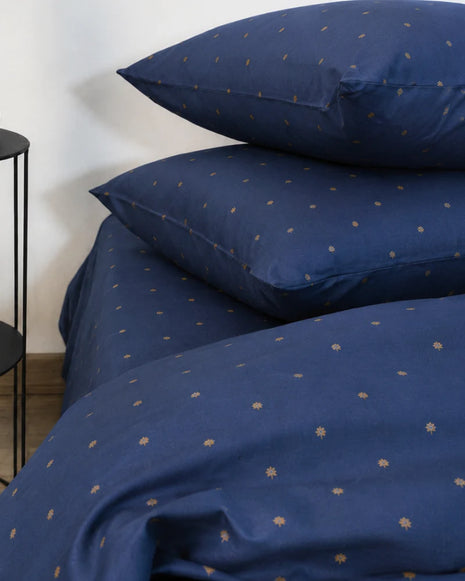 Midnight Sprinkle Satin Reversible Quilt Cover Set – 7 Pcs