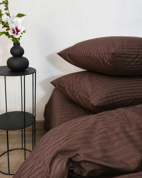 Dark Brown Stripe Quilt Cover Set – 7 Pcs