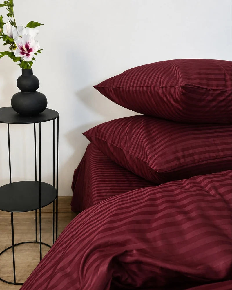 Maroon Stripe Quilt Cover Set – 7 Pcs
