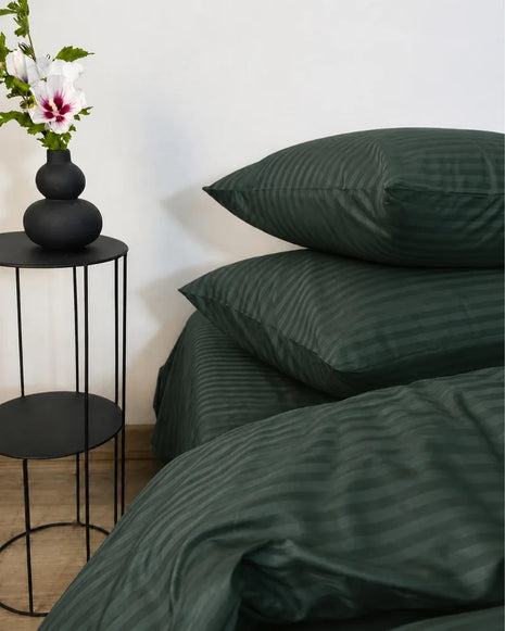 Dark Green Stripe Quilt Cover Set – 7 Pcs
