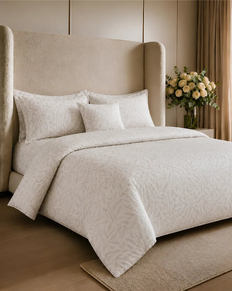 Leaf Pattern Satin Reversible Quilt Cover Set – 7 Pcs